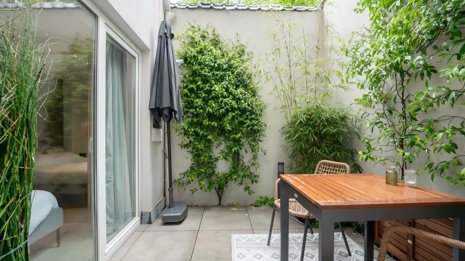 Apartment Villa George By Interhome Ostend