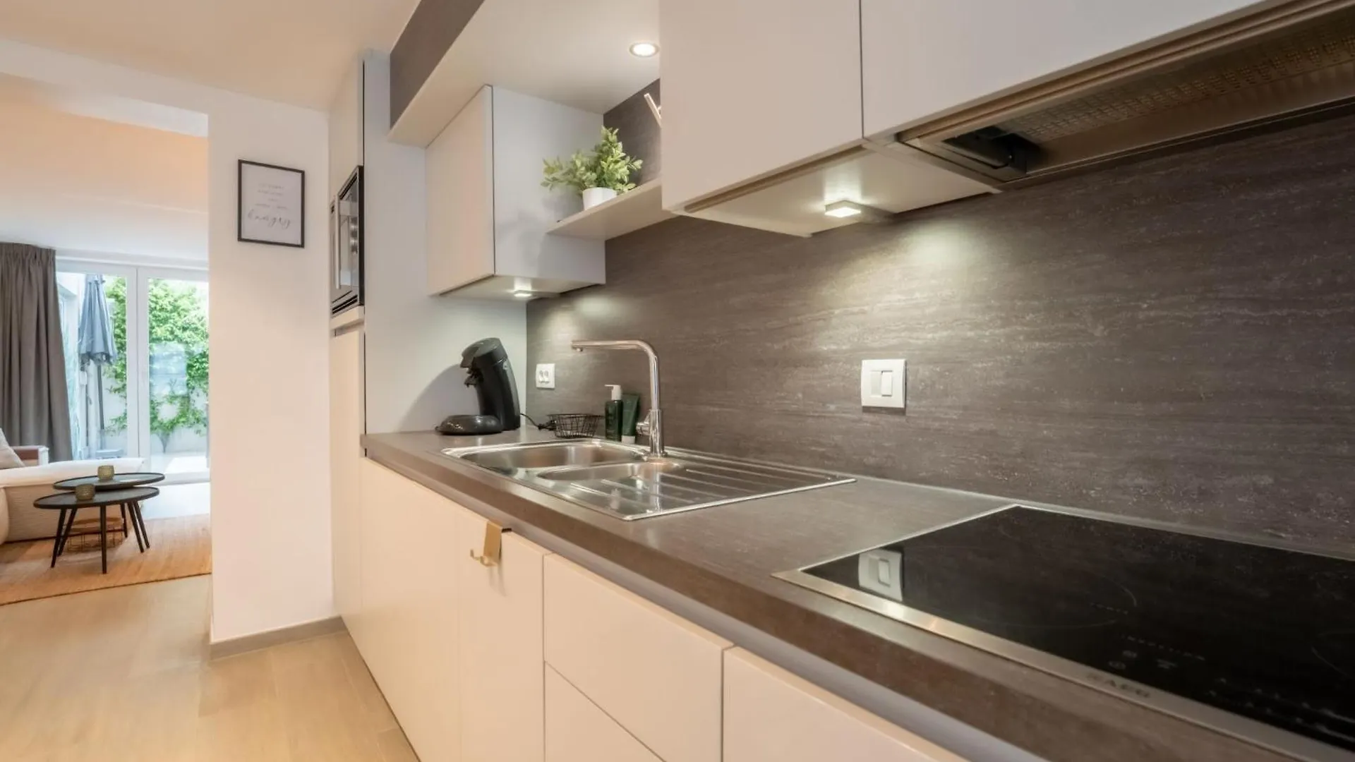 Apartment Villa George By Interhome Oostende Belçika